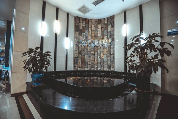 长春中妍整形口碑调查：双眼皮价格、术后消肿护理贴士